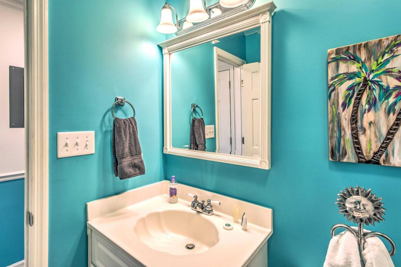 Surfside Beach Escape With Pool - Walk To Ocean! Myrtle Beach Bagian luar foto